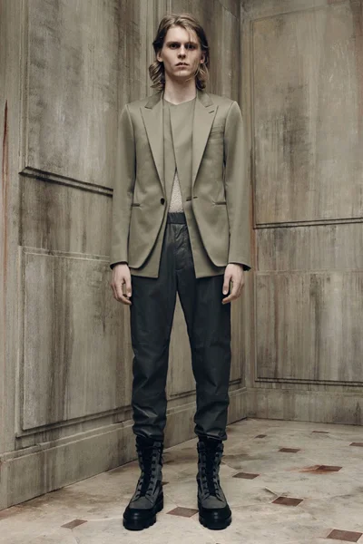 Look 7